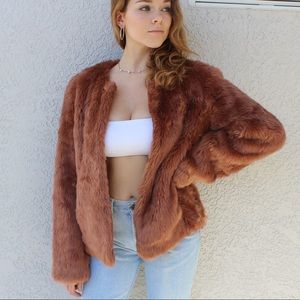 FOREVER 21 Navy Blue Faux Fur Coat 🦋